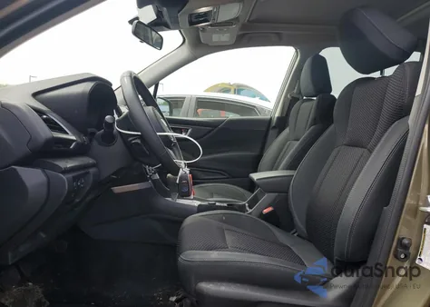 2022 Subaru Forester Premium z USA, uszkodzony, nr VIN JF2SKAEC1NH484881